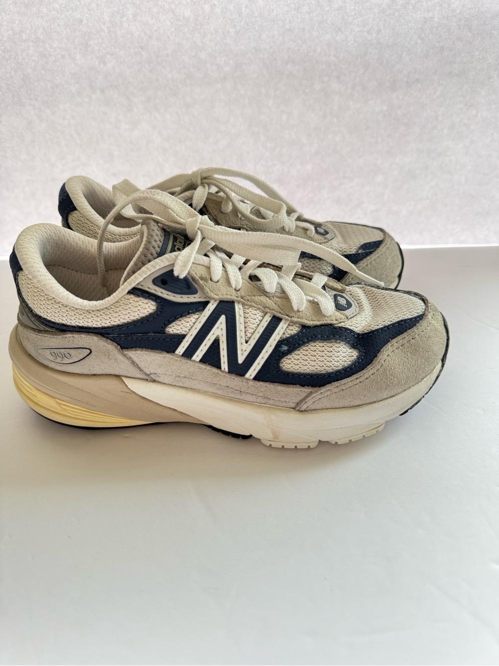New Balance Little Kid 990 Shoes Size: 13.5